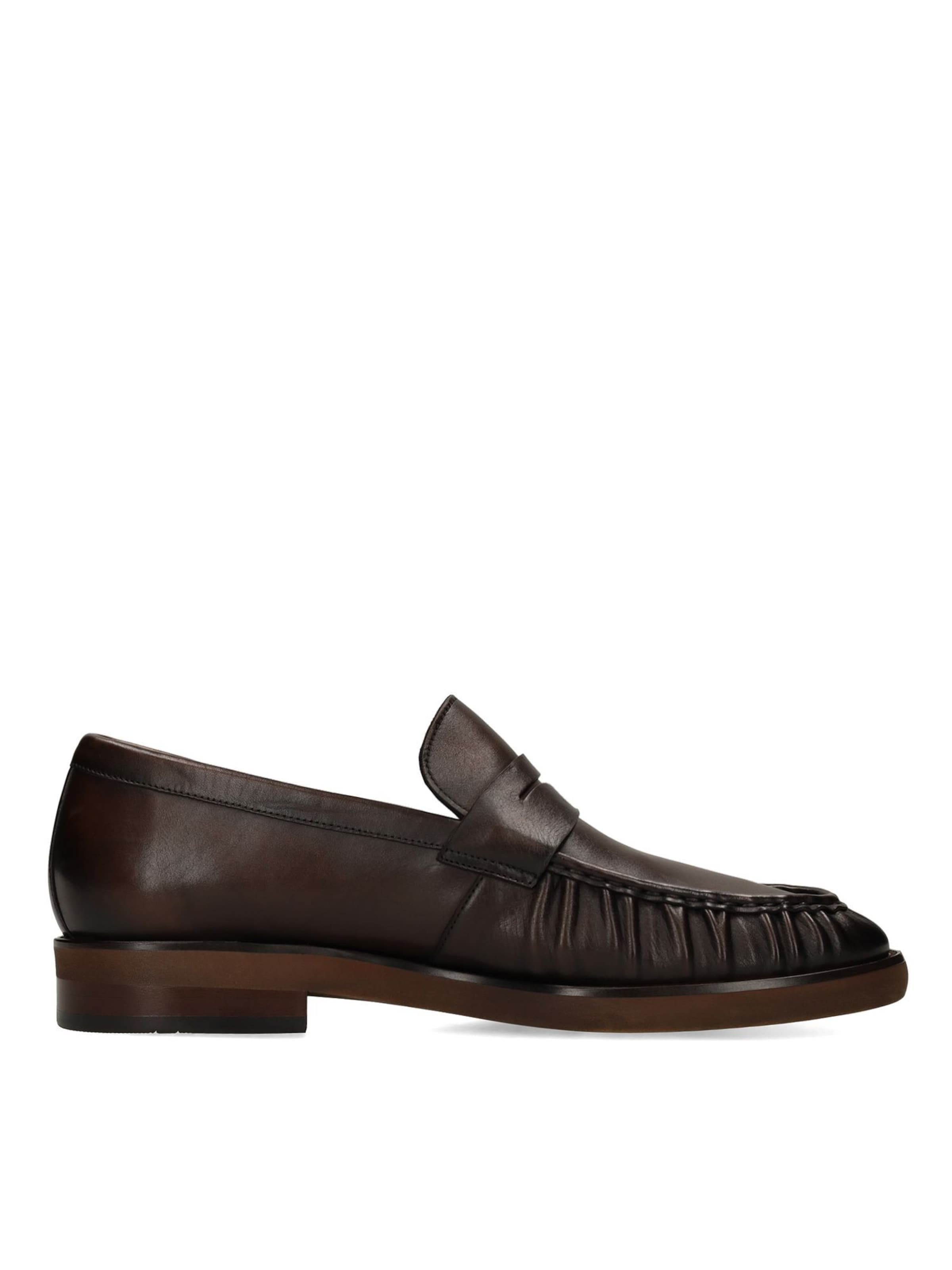 MANFIELD Classic Flats in Brown