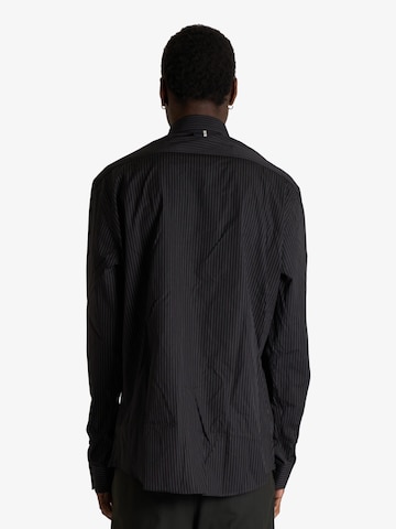 Regular fit Camicia di LOW BRAND in nero