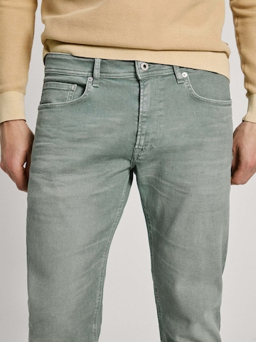 Pepe Jeans Tapered Jeans in Grün