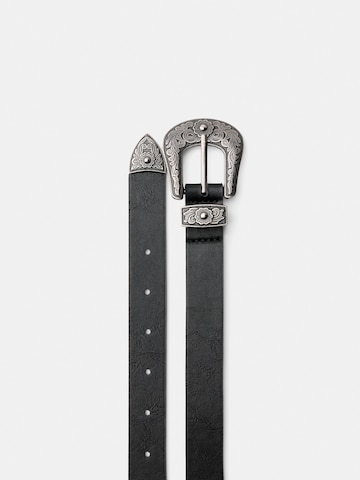 Bershka Belt in Black