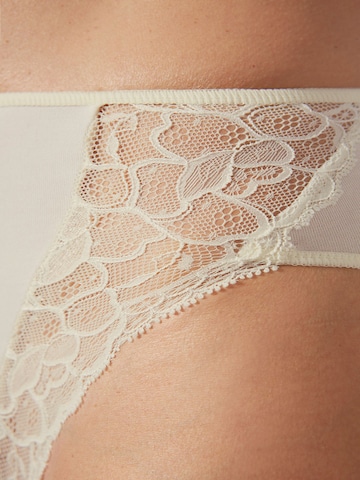 zd ZERO DEFECTS Panty 'Naroa soy fiber high waist panty' in Weiß