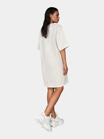 Abito 'ULTRA JORTS Dress - D27490' di Made By Society in beige
