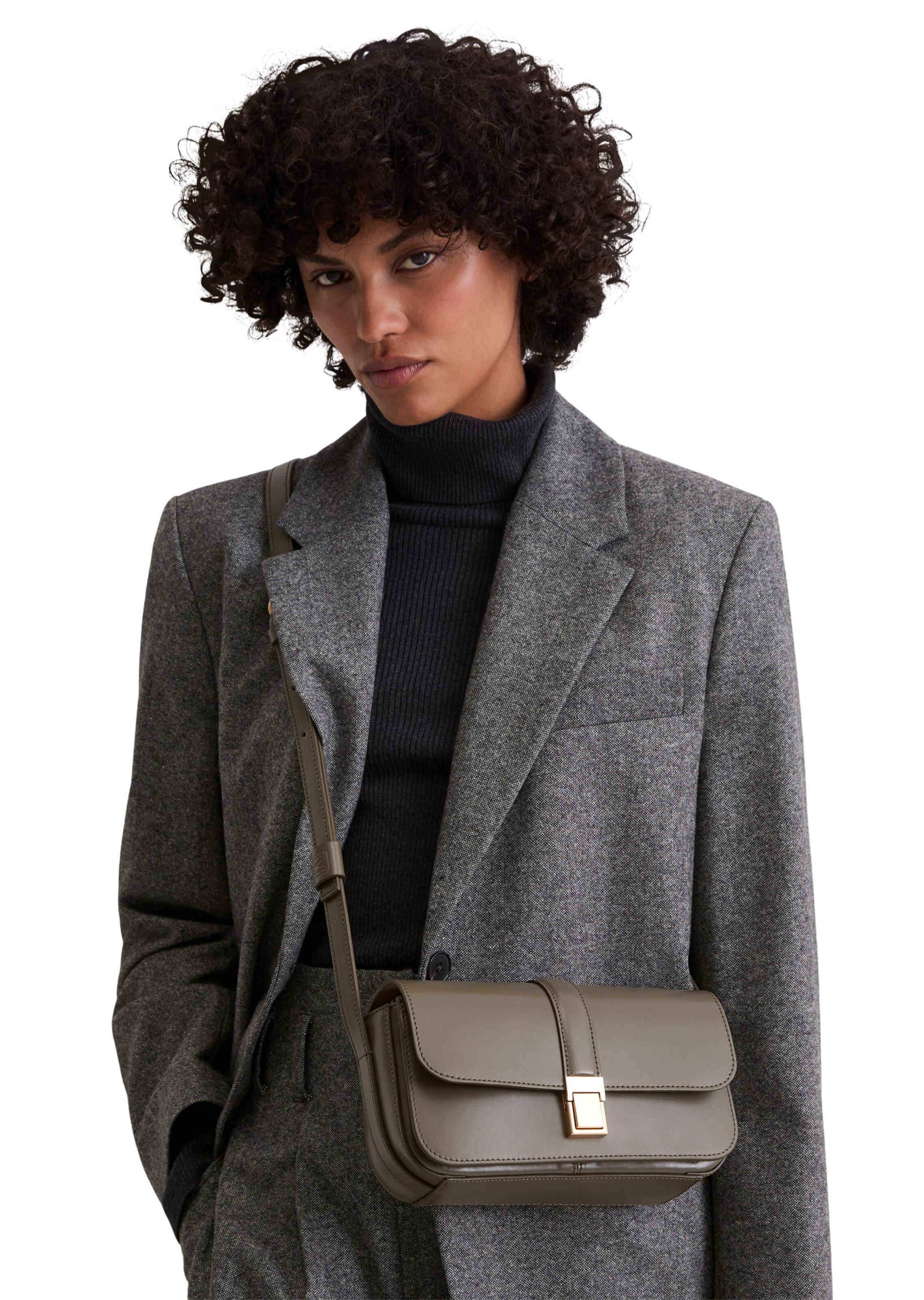 Marc O'Polo Crossbody bag in Green: front