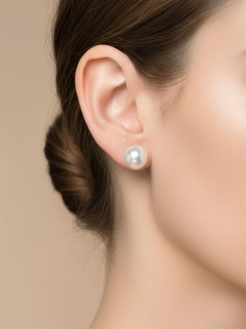 Boucles d'oreilles 'Ohrstecker aus Sterlingsilber mit Süßwasserperle 7 mm' Maxte en blanc : devant