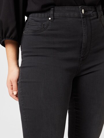 ONLY Carmakoma Skinny Jeans 'Kila' in Schwarz
