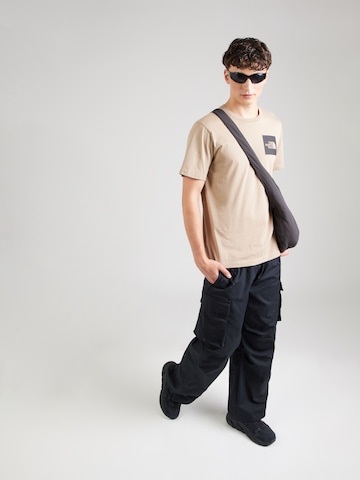 THE NORTH FACE Тениска в бежово