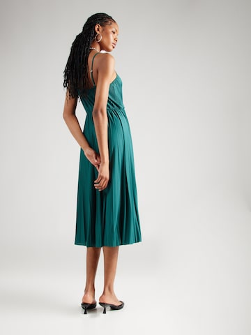 Robe 'Claire' ABOUT YOU en vert