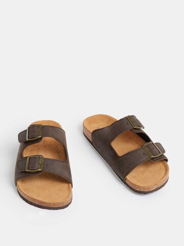 Marks & Spencer Slip-ons in Brown