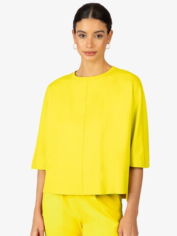 APART Oversized Shirt in Yellow: front