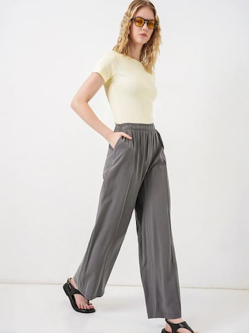 Wide Leg Pantalon Bigdart en gris