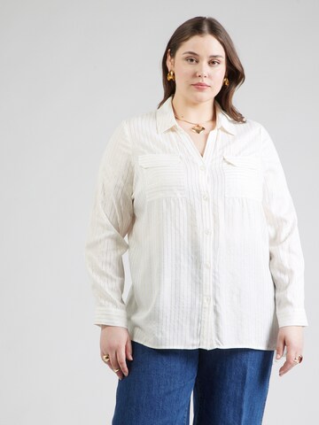 Vero Moda Curve Blouse 'VMCBUMPY' in White: front