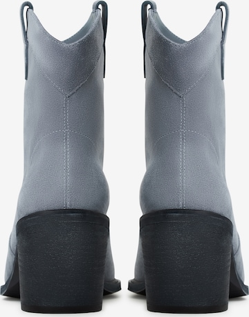 CESARE GASPARI Boots in Grey