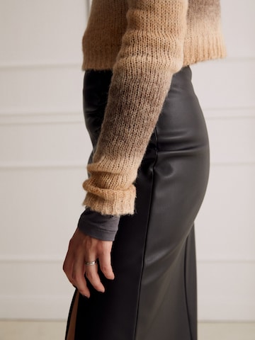 Guido Maria Kretschmer Women Sweater 'Imen' in Beige: front