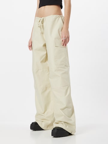 SHYX Loosefit Cargobroek 'Liv' in Beige: voorkant