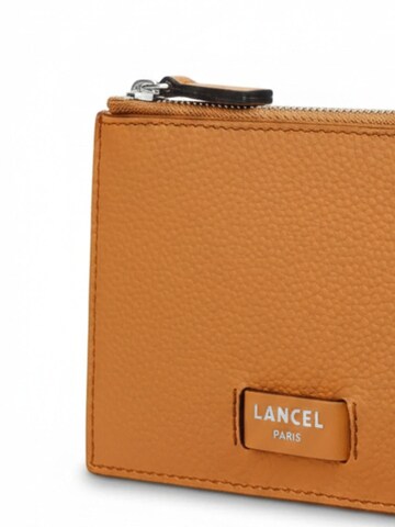 Portamonete 'A1053720TU' di Lancel in marrone