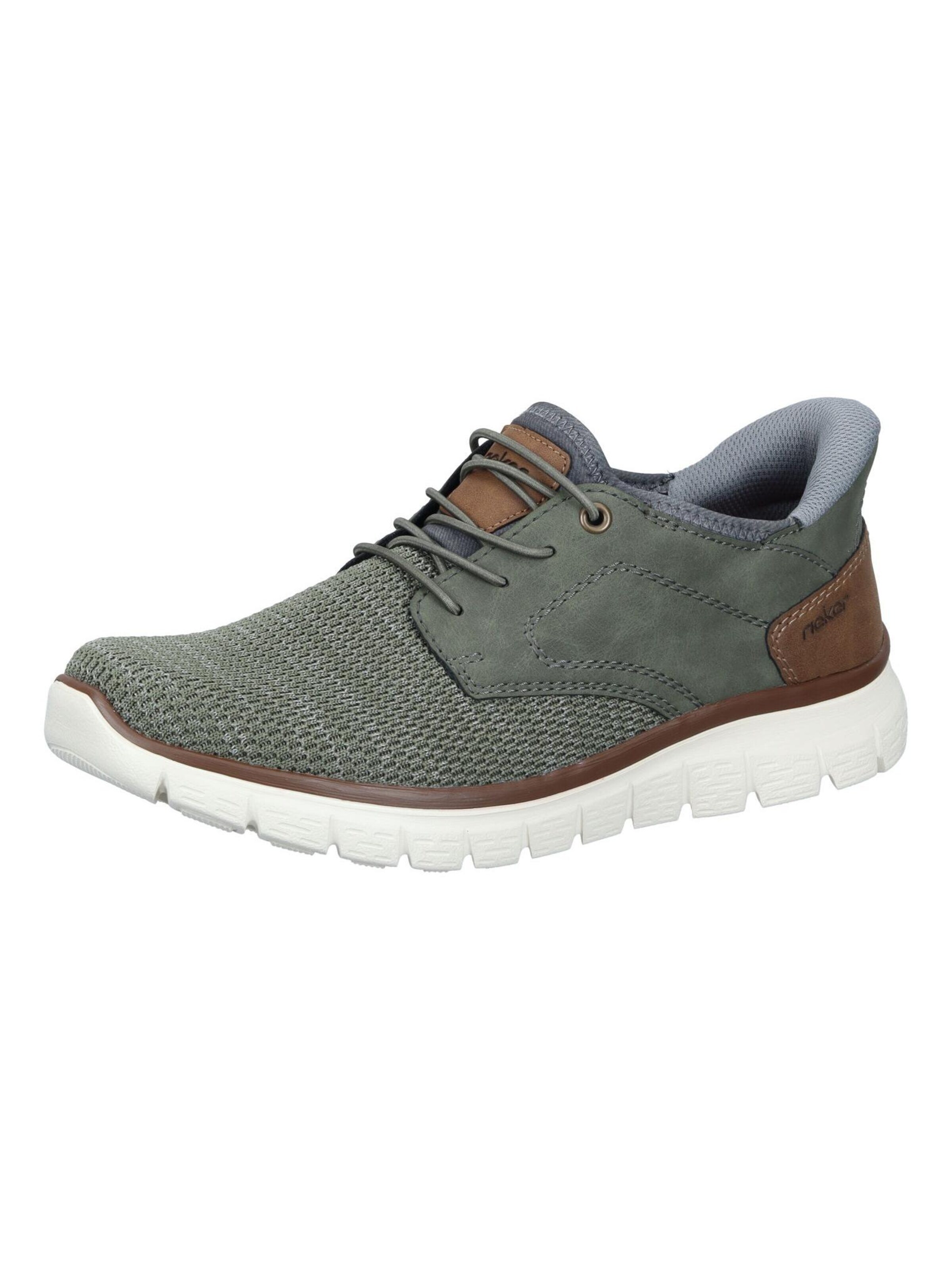 Chaussure basse Rieker en vert : devant