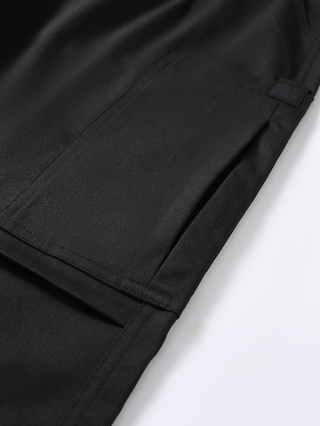 YOUTHUP Loose fit Cargo Pants 'JUNGSCHNITT' in Black