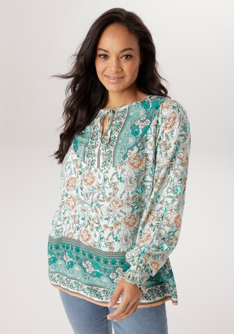 Aniston Blouse in Green: front
