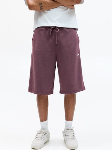 Loosefit Pantalon Pull&Bear en violet : devant