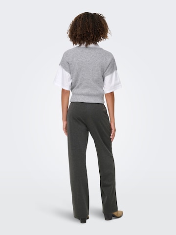 Wide leg Pantaloni con piega frontale 'JDYRISSO' di JDY in grigio