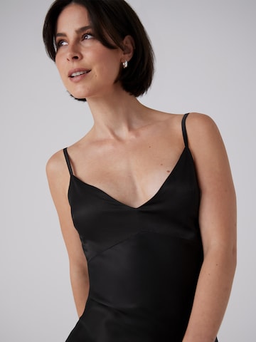 A LOT LESS - Vestido 'Anais' en negro