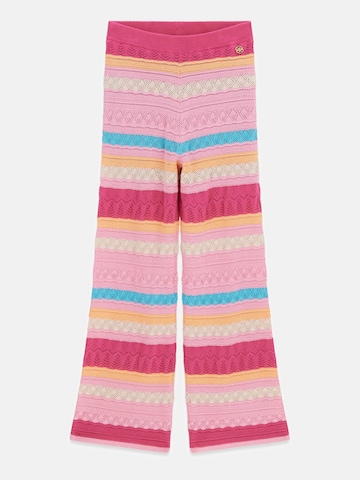 GUESS Wide leg Pants in Pink: front