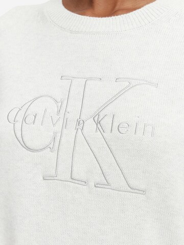 Calvin Klein Jeans Pullover 'LV047G322G' i grå