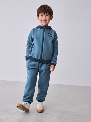 Trening de la Baker by Ted Baker pe albastru: față