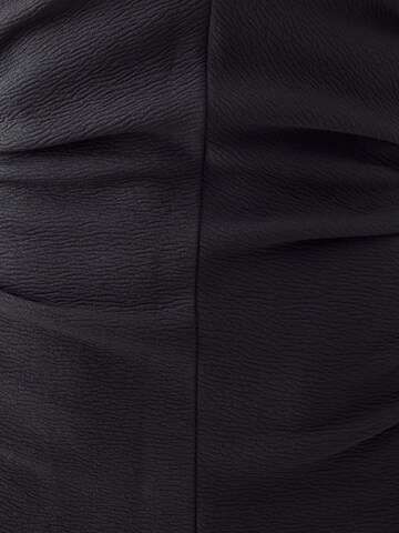 Rochie 'Verita' de la BWLDR pe negru