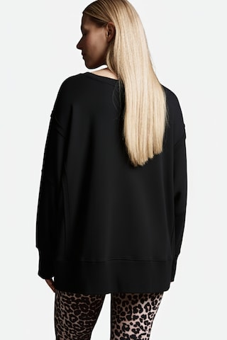 Cotton Candy Sweatshirt in Schwarz