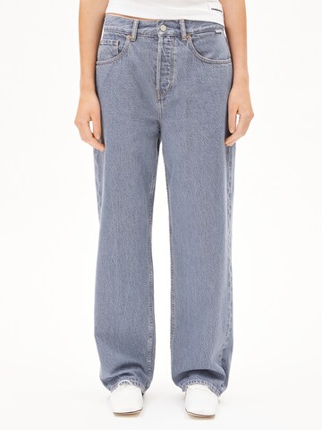 ARMEDANGELS Loosefit Jeans 'HAAYI' in Blau: Vorderseite