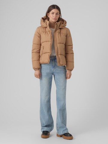 VERO MODA Winterjas 'MARY' in Bruin