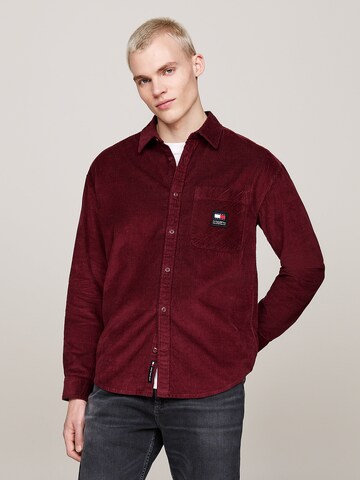 Tommy Jeans Regular fit Overhemd in Rood: voorkant