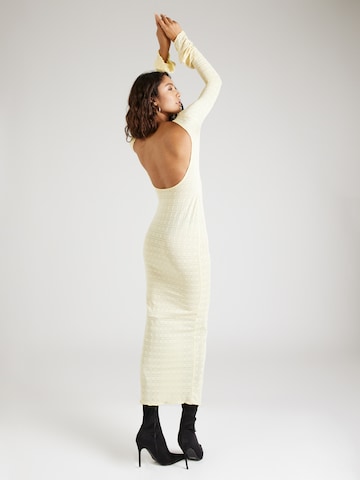 Robe Nasty Gal en beige