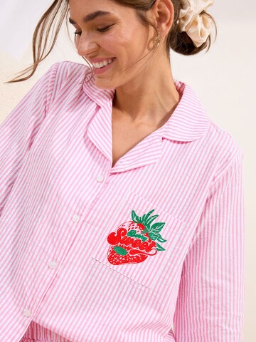 Pantaloni scurți de la Friends Like These pe roz