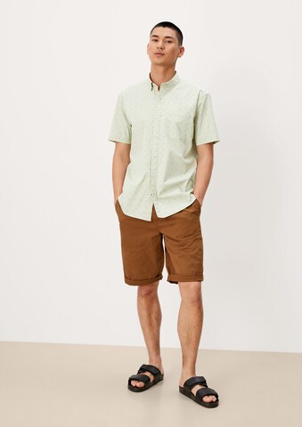 s.Oliver Regular Button Up Shirt in Green