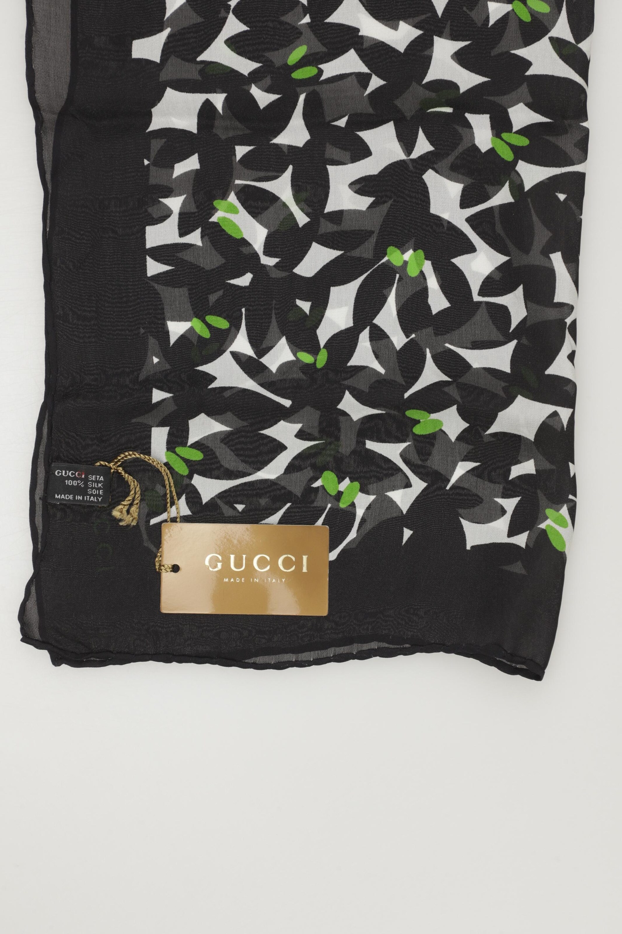Gucci Scarf & Wrap in One size in Black