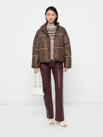 Veste mi-saison GUESS en marron