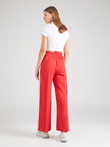 River Island - Loosefit Calças em vermelho