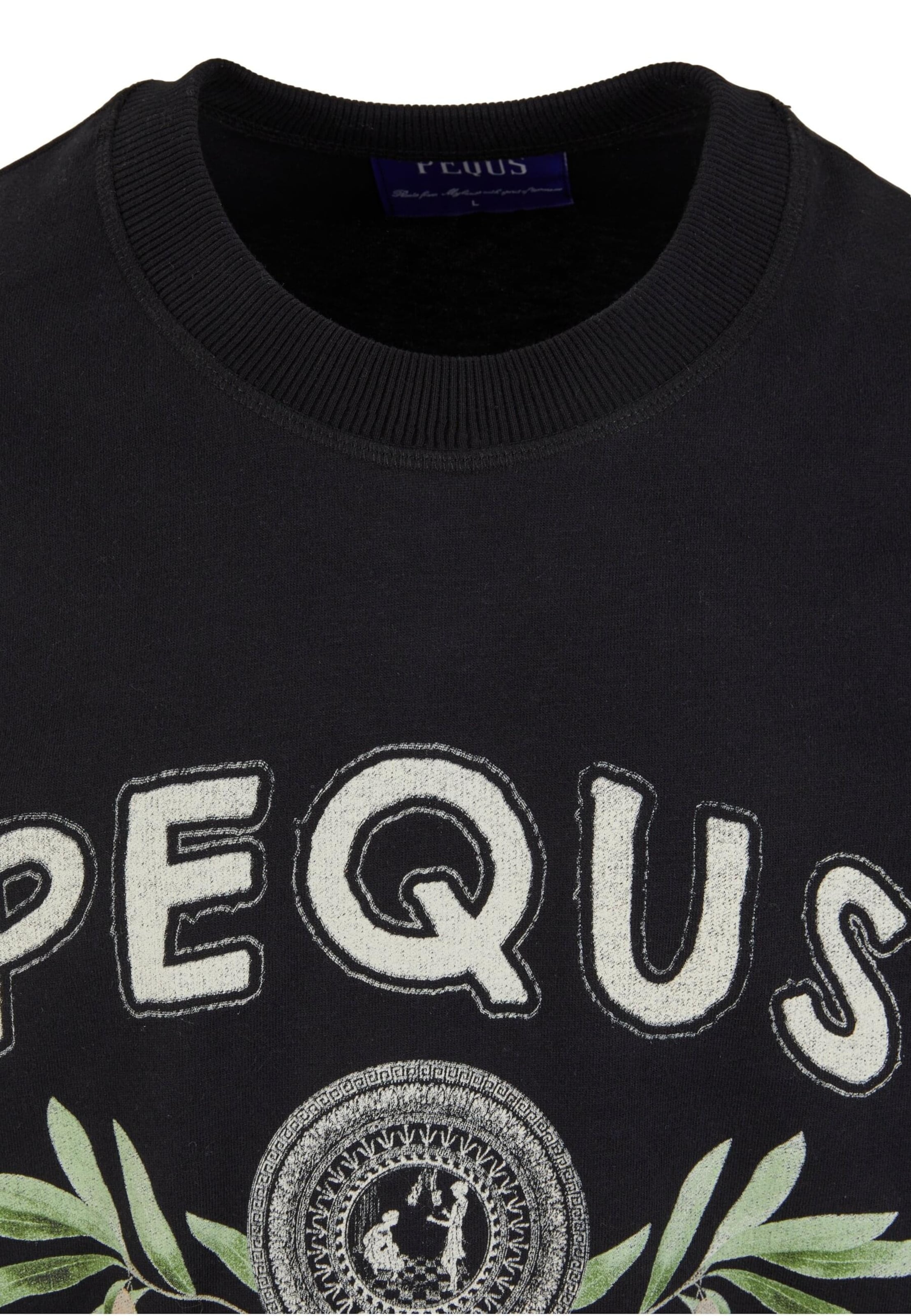 Pequs Μπλουζάκι 'Olive Coin Relic' σε μαύρο