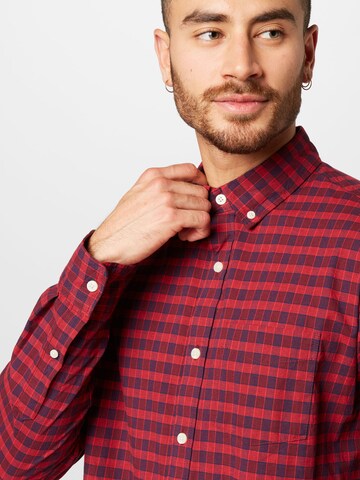 GAP Regular Fit Hemd in Rot