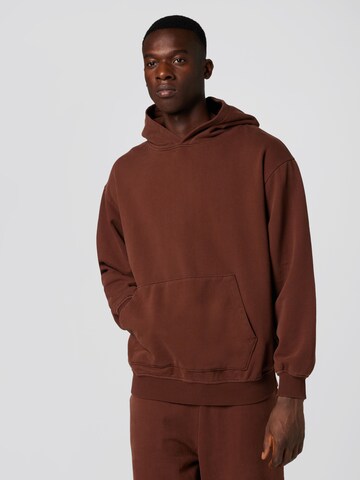 Sinned x ABOUT YOU Sweatshirt 'Aaron' in Brown: front