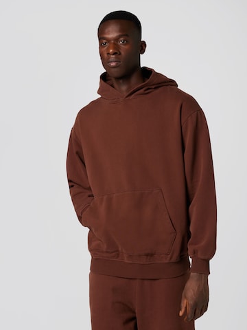 Sinned x ABOUT YOU Sweatshirt 'Timo' in Brown: front