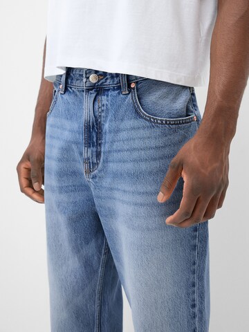 Bershka Loosefit Jeans i blå