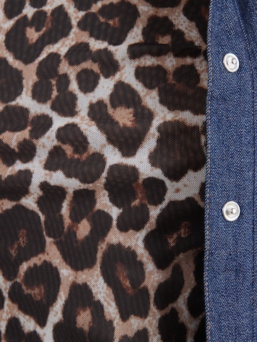 ABOUT YOU Shirt 'Inga' in Brown