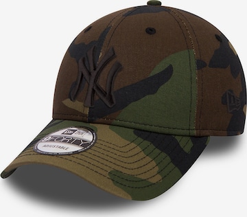 NEW ERA Cap in Green: front