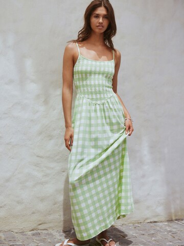 Next - Vestido de verão em amarelo: frente