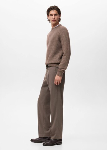 MANGO MAN Regular Pleat-Front Pants 'Savoir' in Brown