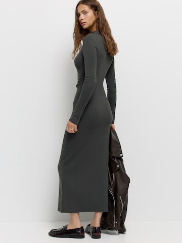 Pull&Bear Kleid in Grau