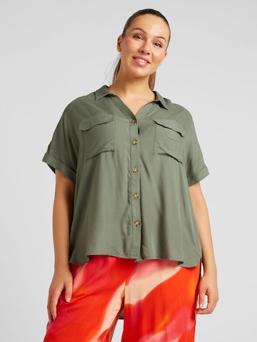 Vero Moda Curve Blouse 'VMCBUMPY' in Groen: voorkant